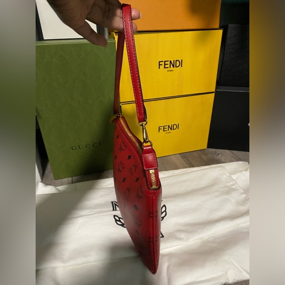 Designer Hand Bag - Picture 2 of 4